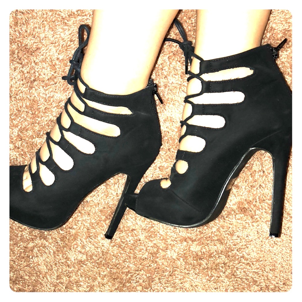 Black heel